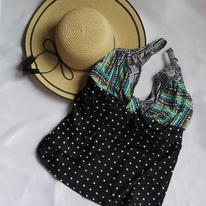 Coco Reef womens swim top 18w/40DD Blk wht dot grn